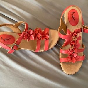 Never Worn Women’s wedge sandals with flower details